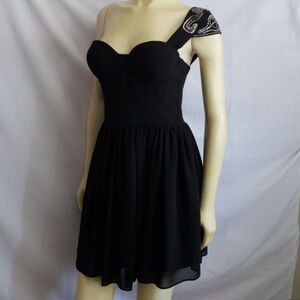 ONE SHOULDER GUESS BLACK DRESS SZ 6